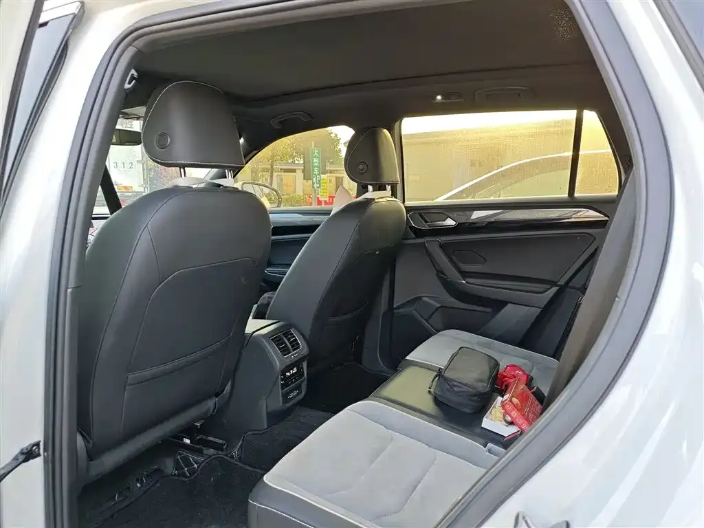 Volkswagen Tayron 2021 из CN, фото 5