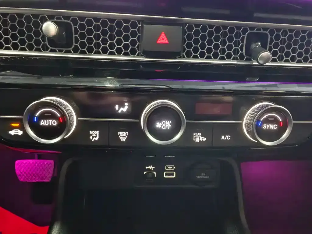 Honda Civic 2023 из CN, фото 4