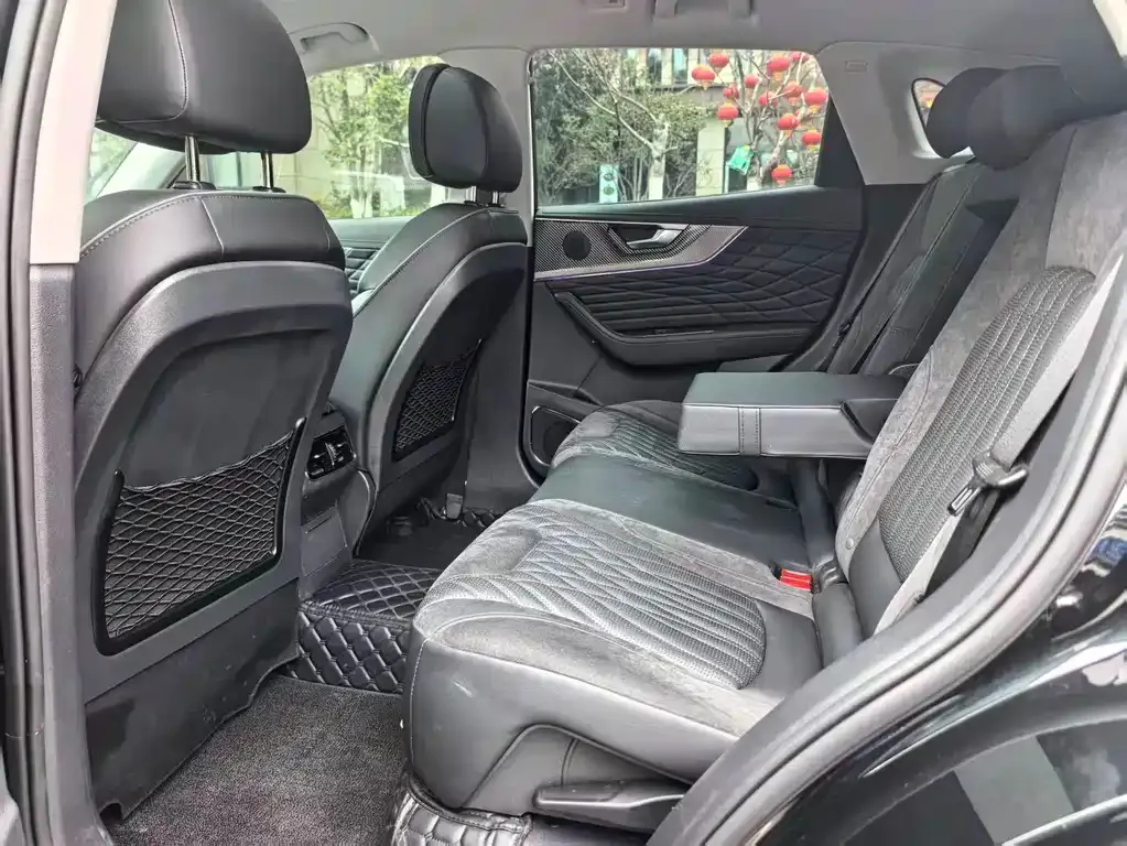 Hongqi HS5 2023 из CN, фото 4