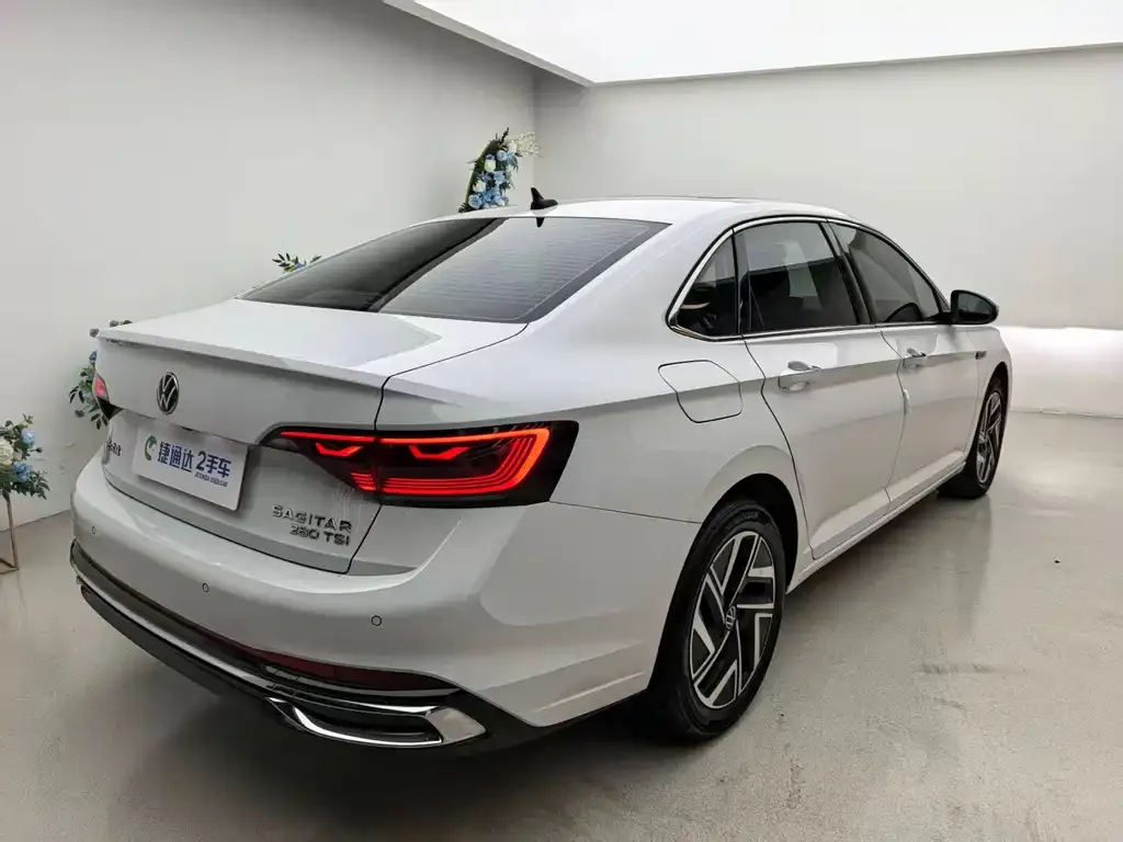 Volkswagen Sagitar 2023 из CN, фото 2