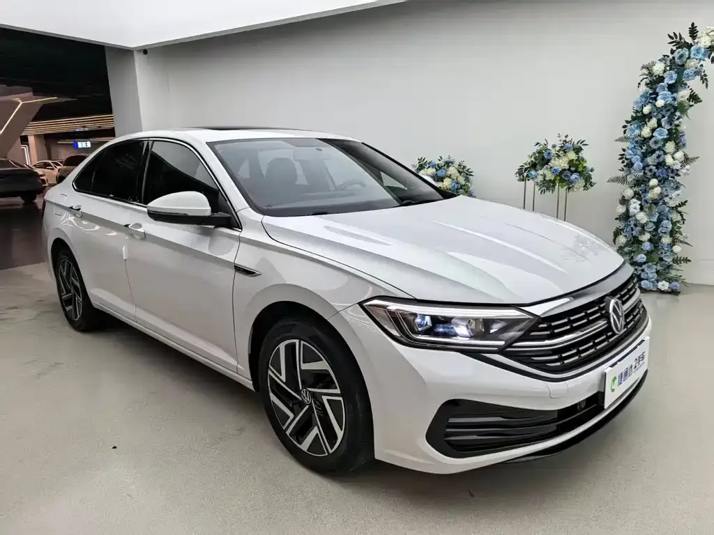 Volkswagen Sagitar 2023 из CN, фото 3