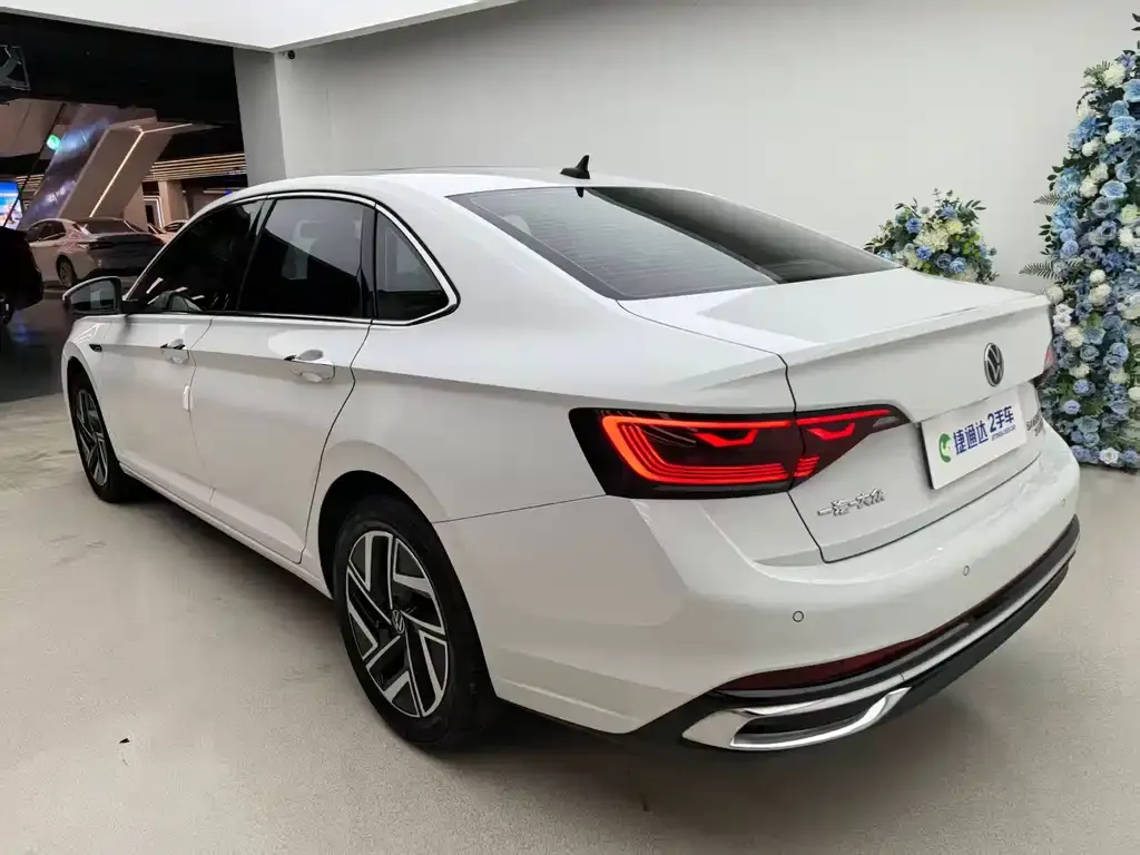 Volkswagen Sagitar 2023 из CN, фото 4