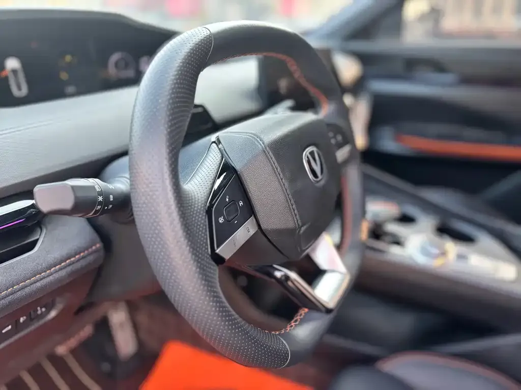 Changan UNI-V 2022 из CN, фото 4