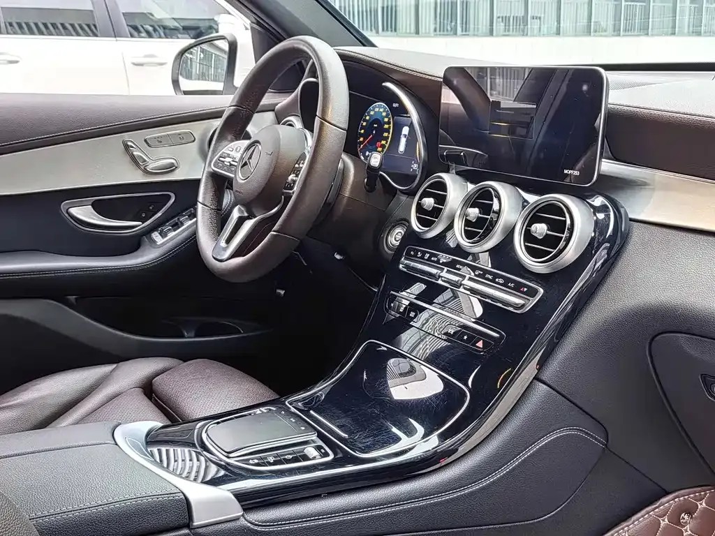Mercedes-Benz GLC 2021 из CN, фото 8