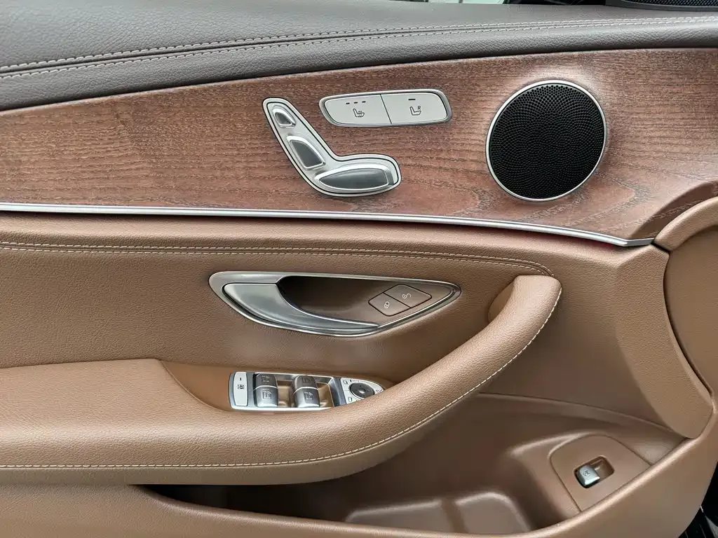 Mercedes-Benz E-Class 2022 из CN, фото 6