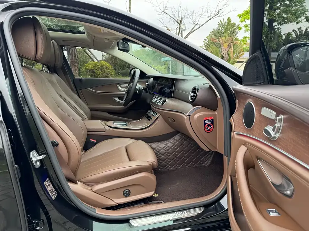 Mercedes-Benz E-Class 2022 из CN, фото 4
