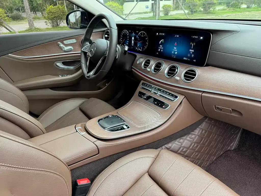 Mercedes-Benz E-Class 2022 из CN, фото 9