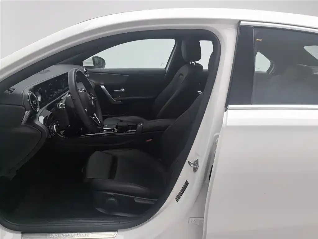 Mercedes-Benz A-Class 2021 из CN, фото 10
