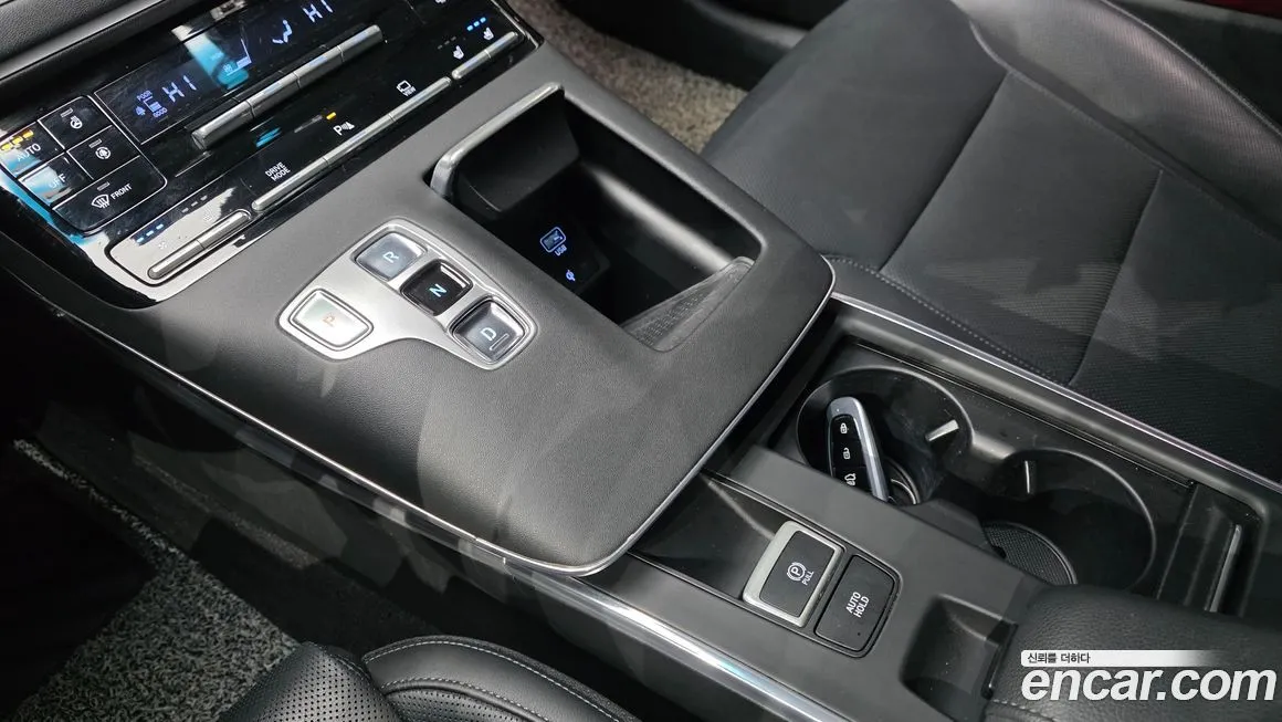 Hyundai Grandeur — фото 10