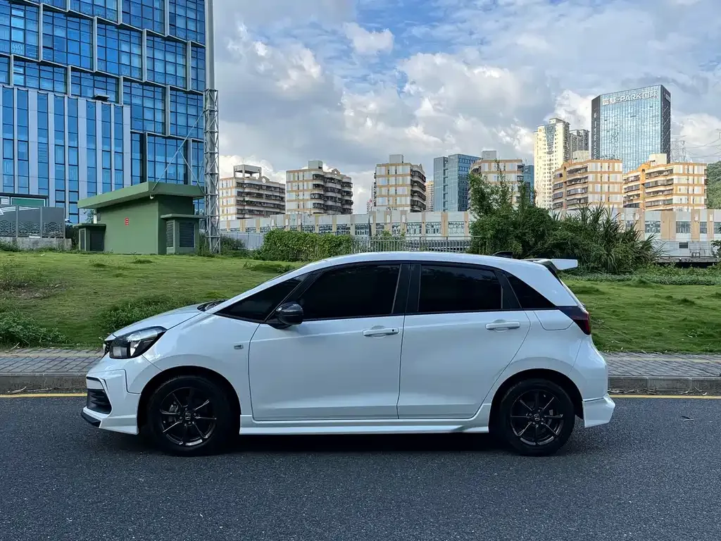 Honda Fit 2023 из CN, фото 4