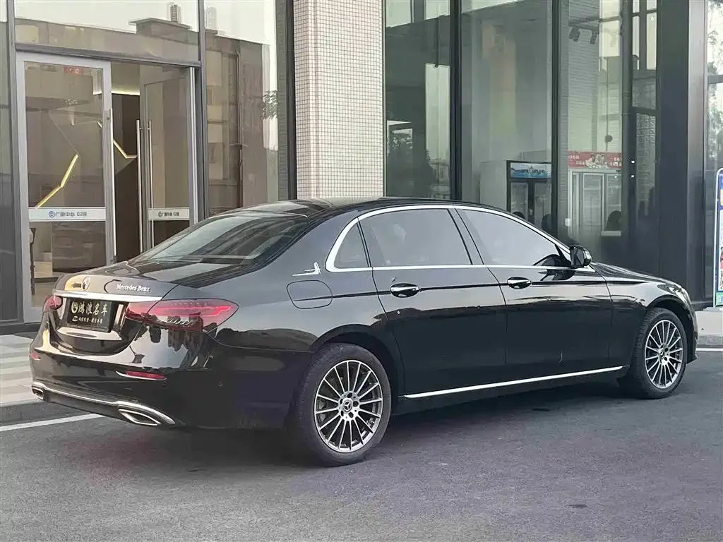 Mercedes-Benz E-Class 2023 из CN, фото 2