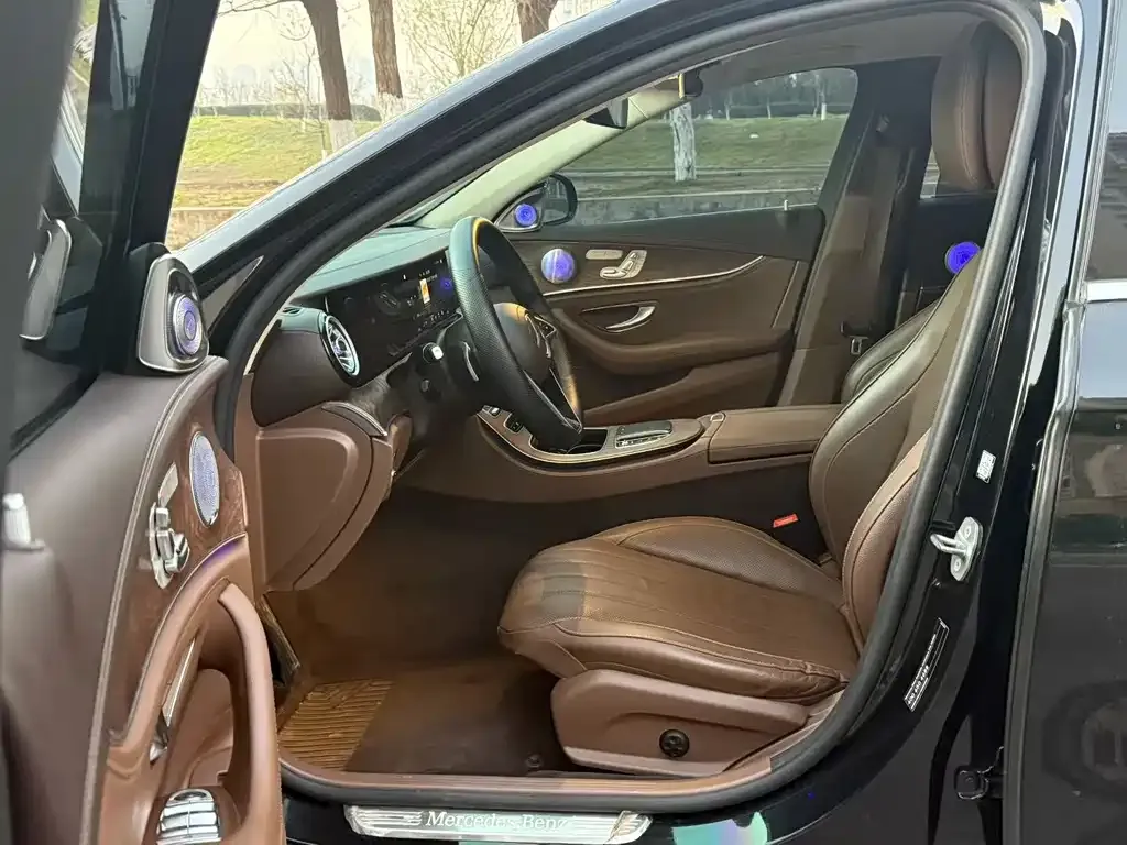 Mercedes-Benz E-Class 2022 из CN, фото 6