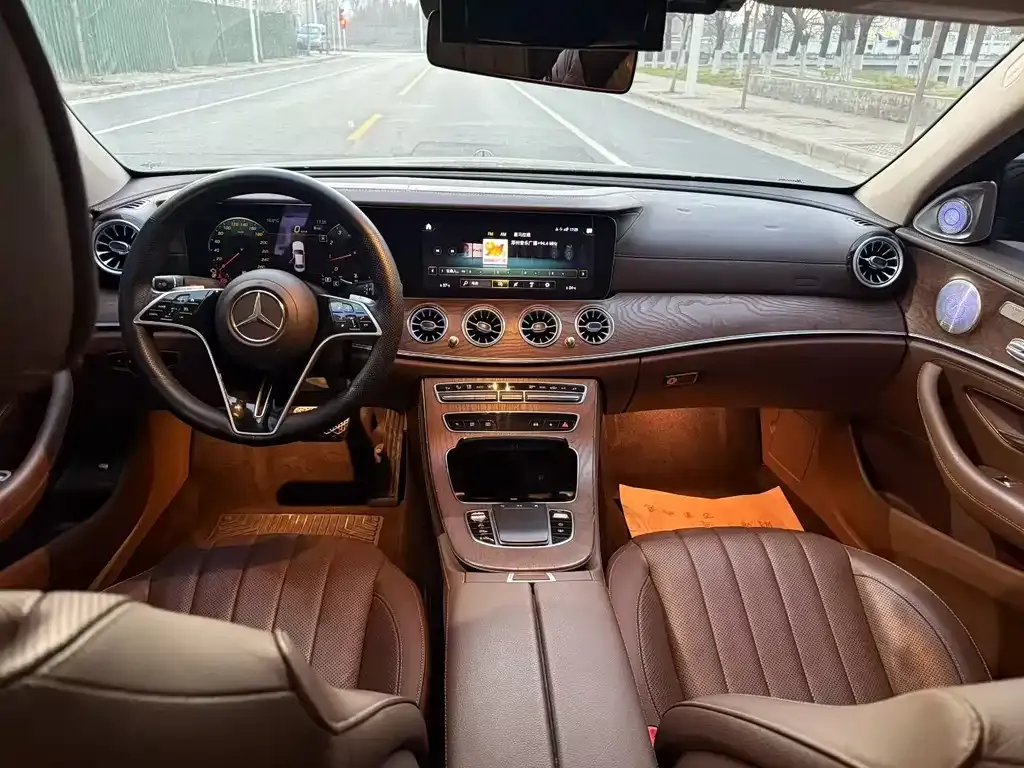 Mercedes-Benz E-Class 2022 из CN, фото 5