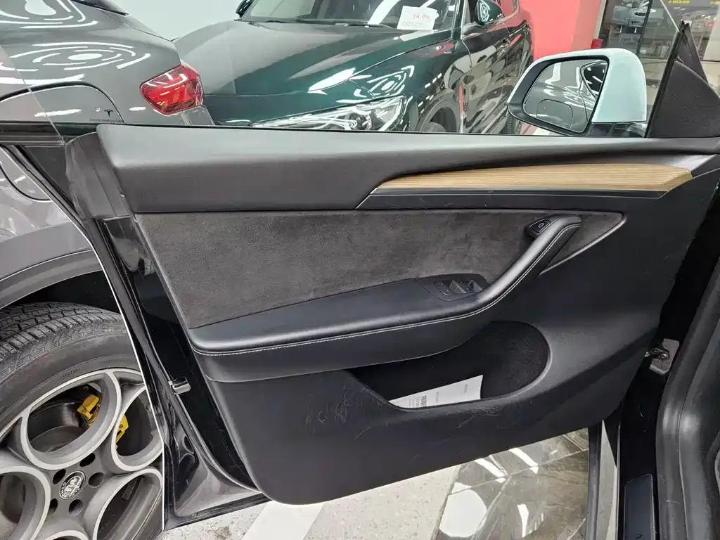 Tesla Model Y 2022 из CN, фото 10