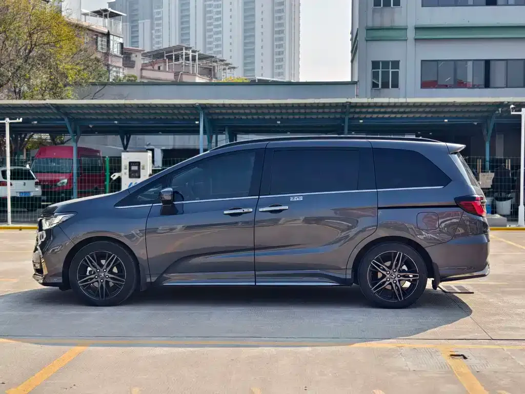 Honda Odyssey 2022 из CN, фото 3