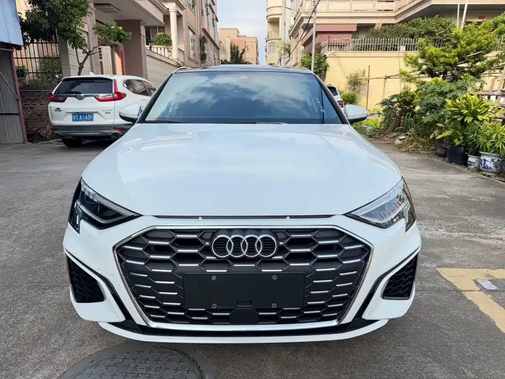 Audi A3 2022 из CN, фото 2