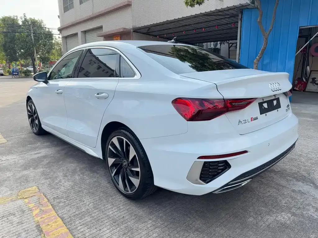 Audi A3 2022 из CN, фото 6
