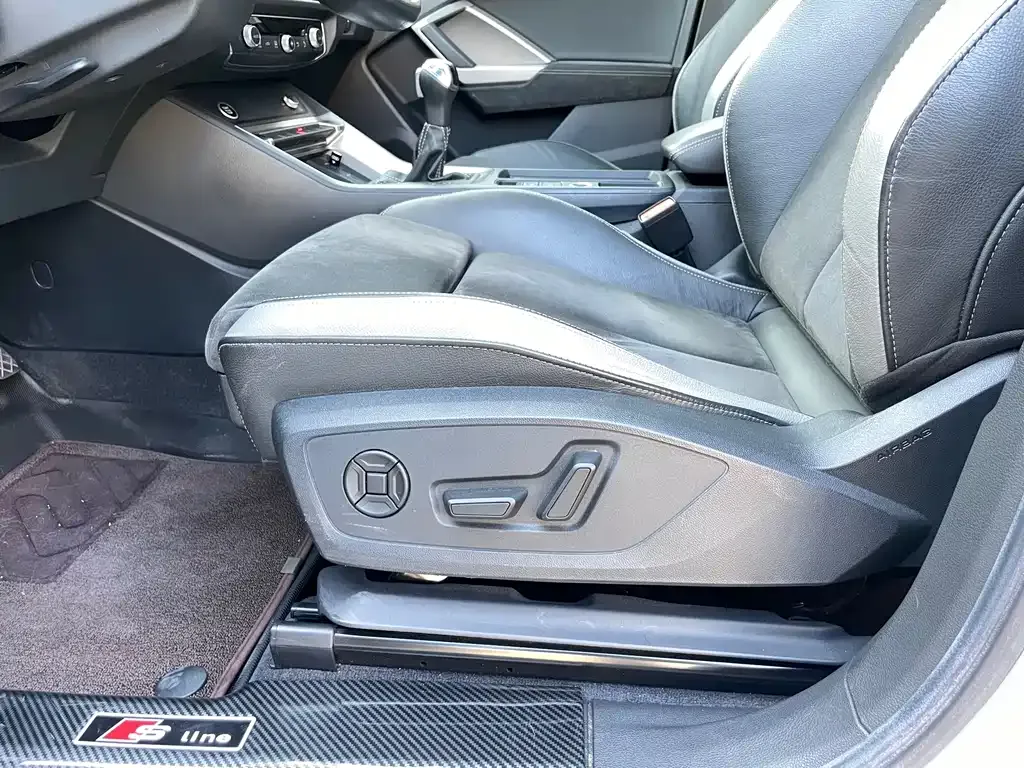 Audi Q3 2022 из CN, фото 4