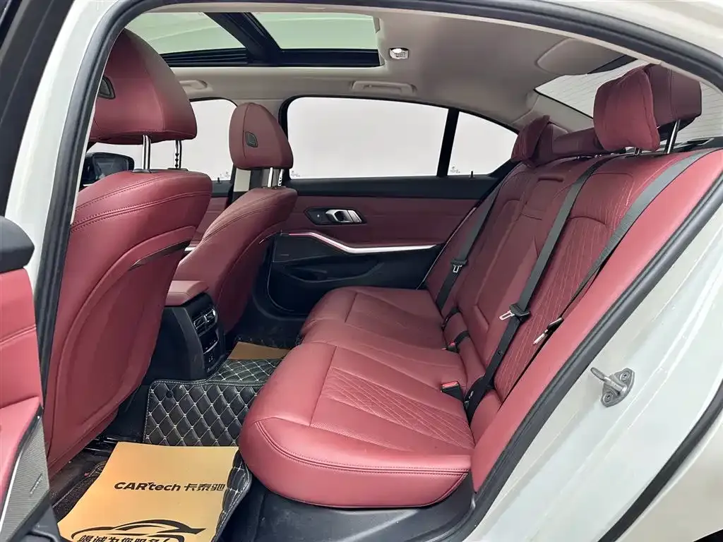 BMW 3 Series 2023 из CN, фото 8