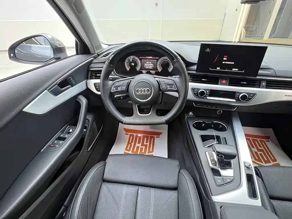Audi A4L 2021 из CN, фото 8