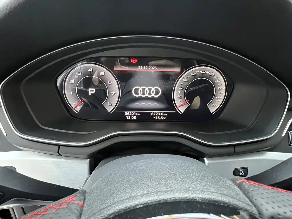 Audi A4L 2021 из CN, фото 6