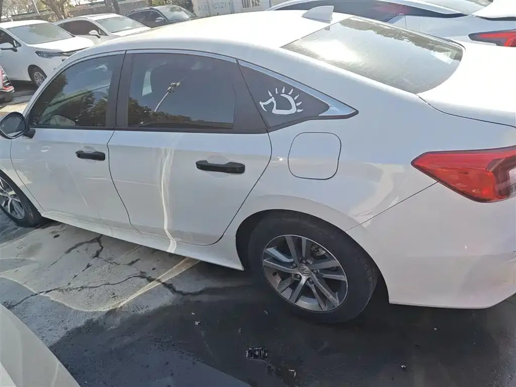 Honda Civic 2022 из CN, фото 4