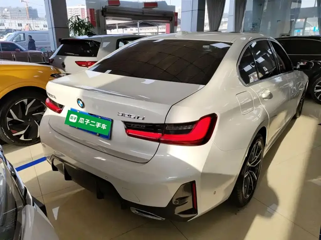 BMW 3 Series 2024 из CN, фото 4