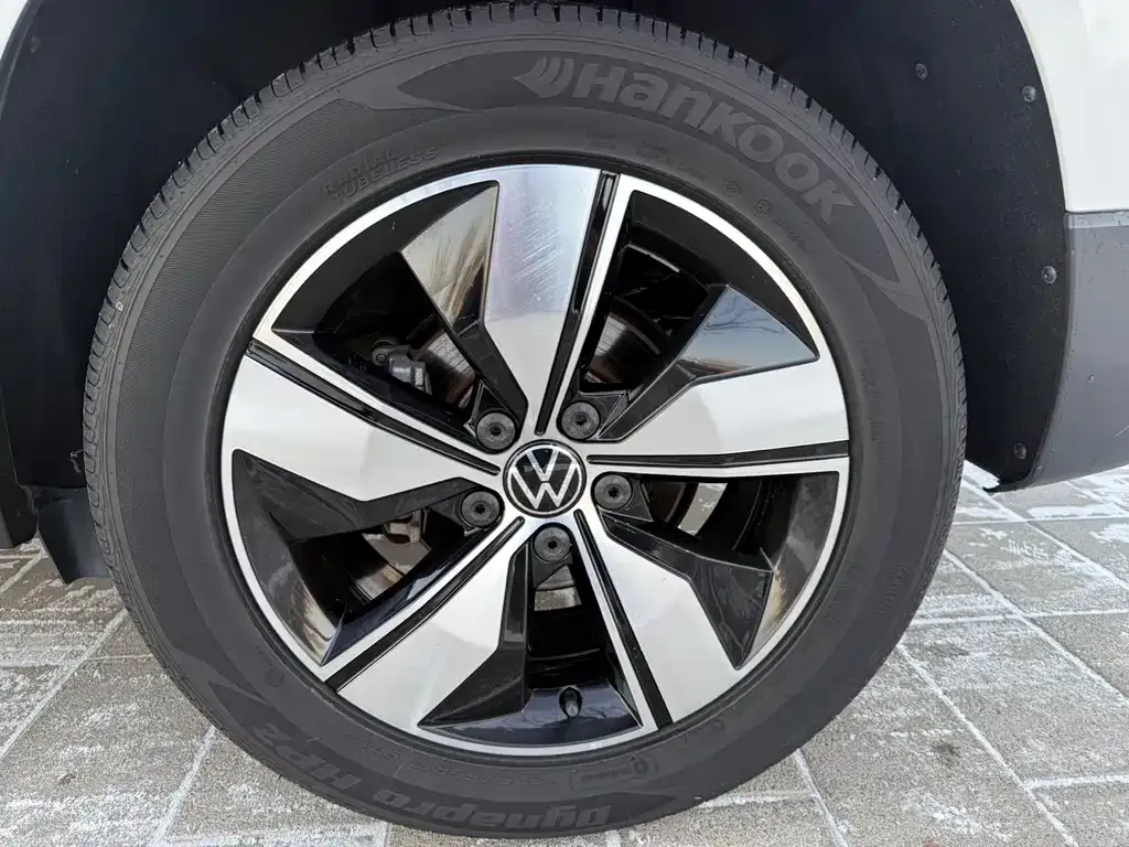 Volkswagen Tharu 2022 из CN, фото 10