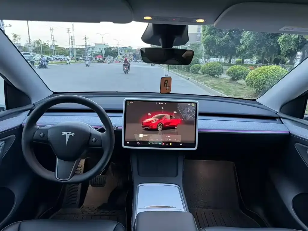 Tesla Model Y 2025 из CN, фото 2