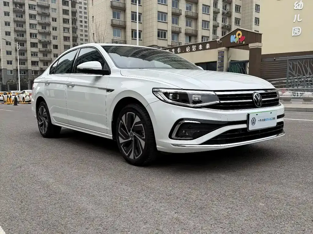 Volkswagen Bora 2023 из CN, фото 10