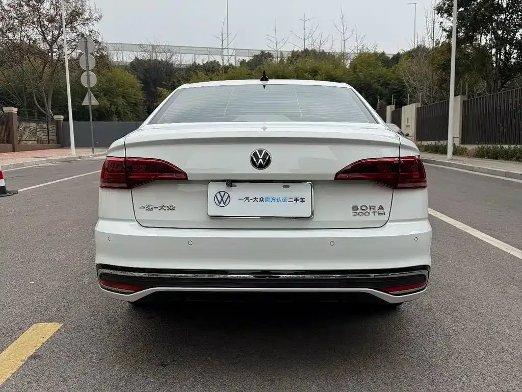 Volkswagen Bora 2023 из CN, фото 8