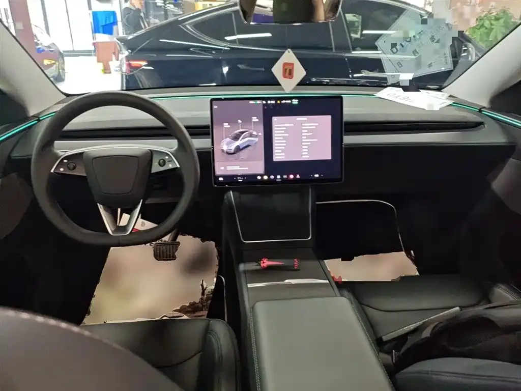 Tesla Model Y 2025 из CN, фото 3