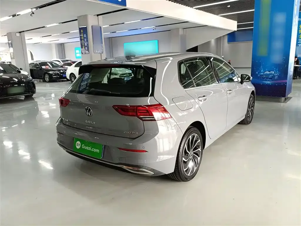 Volkswagen Golf 2022 из CN, фото 7