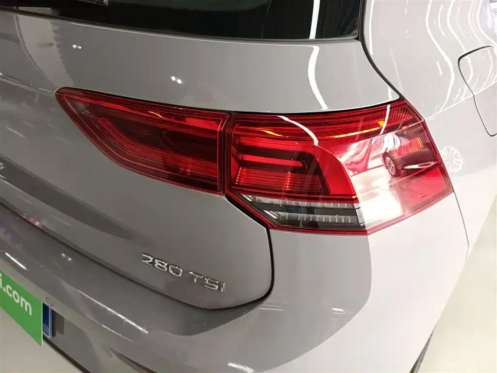 Volkswagen Golf 2022 из CN, фото 2