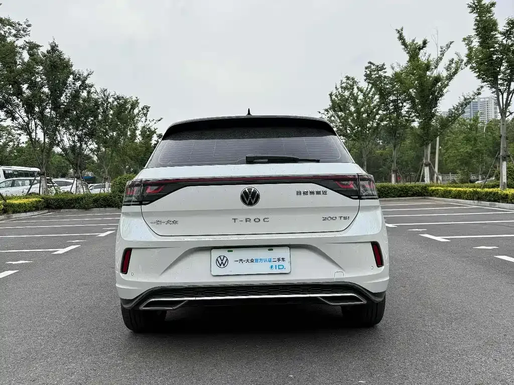 Volkswagen T-Roc 2023 из CN, фото 7