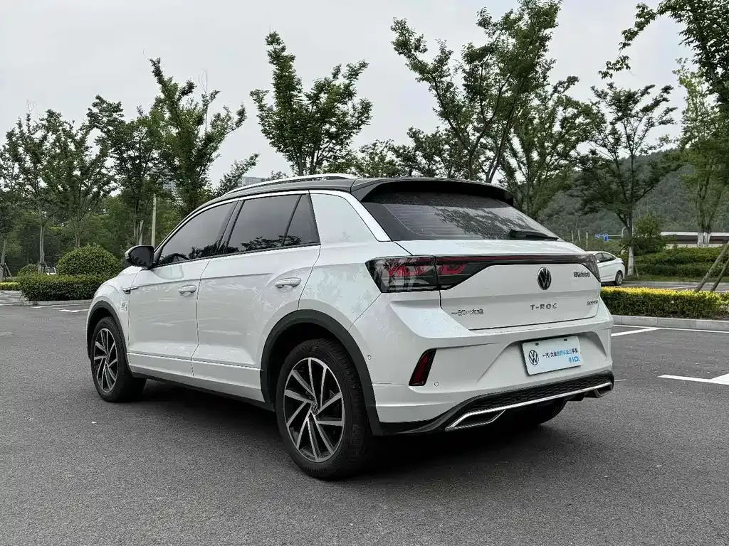 Volkswagen T-Roc 2023 из CN, фото 8