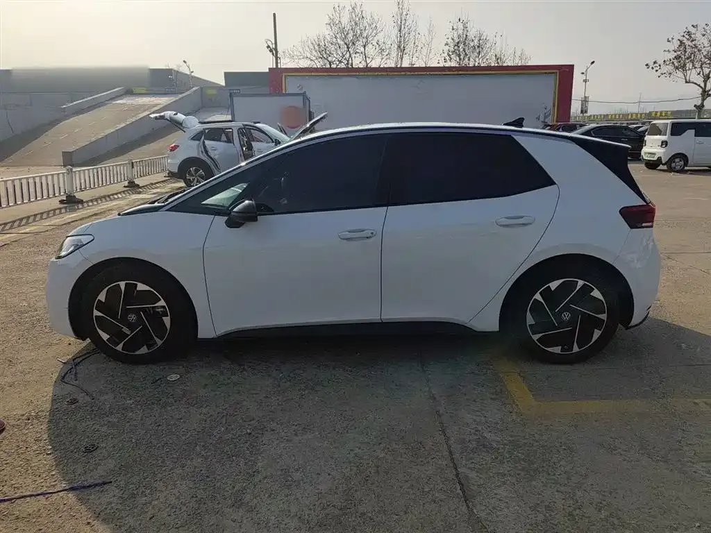 Volkswagen ID.3 2025 из CN, фото 10