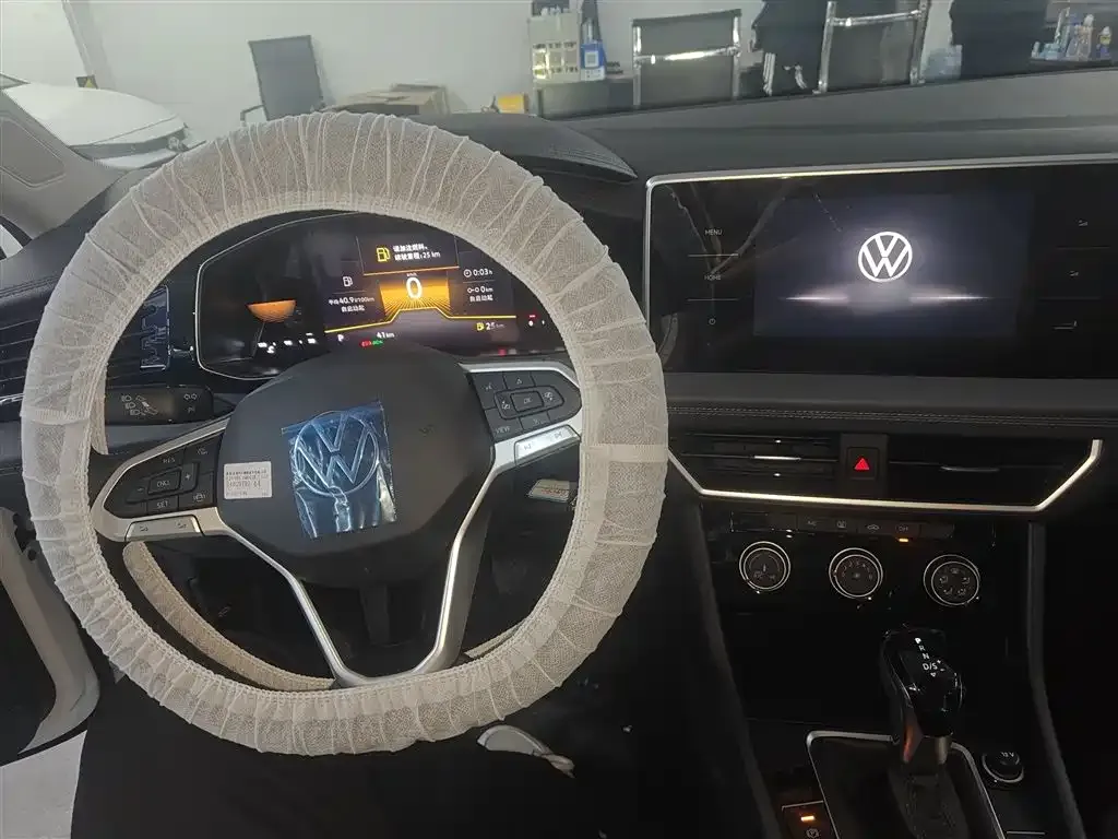 Volkswagen Sagitar 2026 из CN, фото 8
