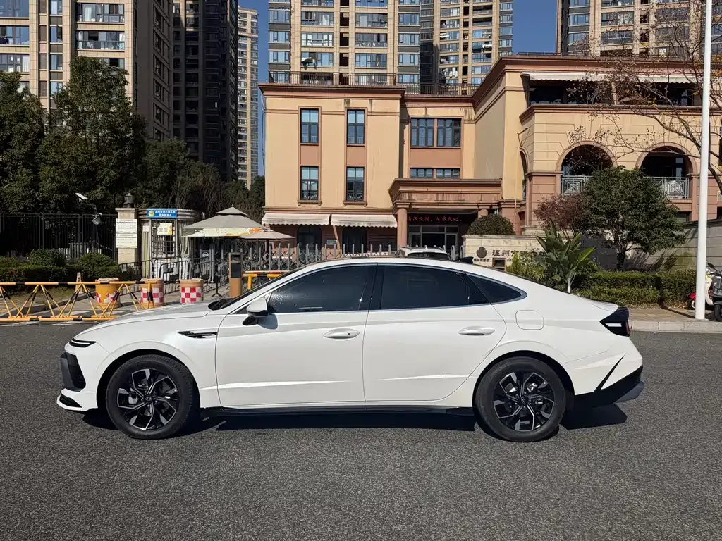 Hyundai Sonata 2025 из CN, фото 5