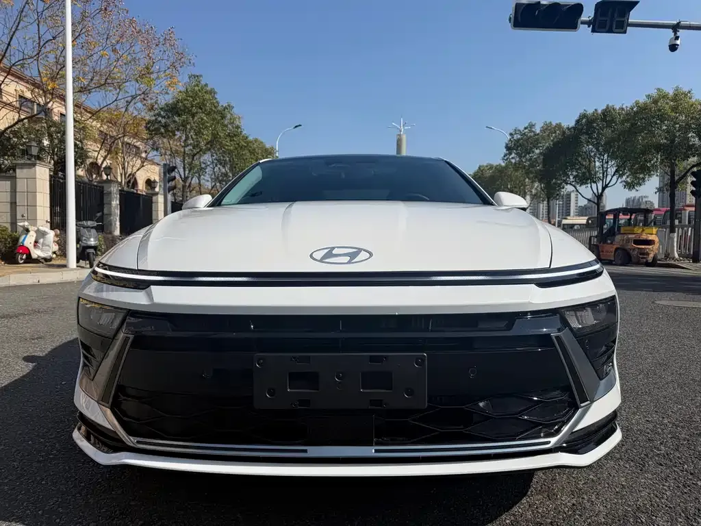 Hyundai Sonata 2025 из CN, фото 4