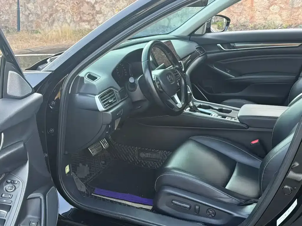 Honda Accord 2022 из CN, фото 4