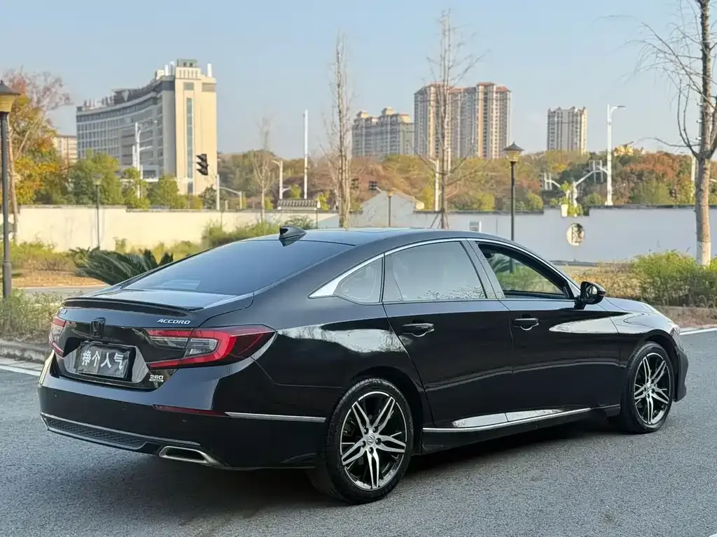 Honda Accord 2022 из CN, фото 7