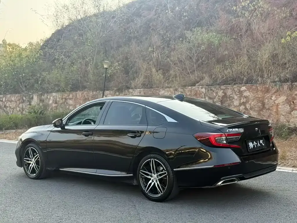 Honda Accord 2022 из CN, фото 9