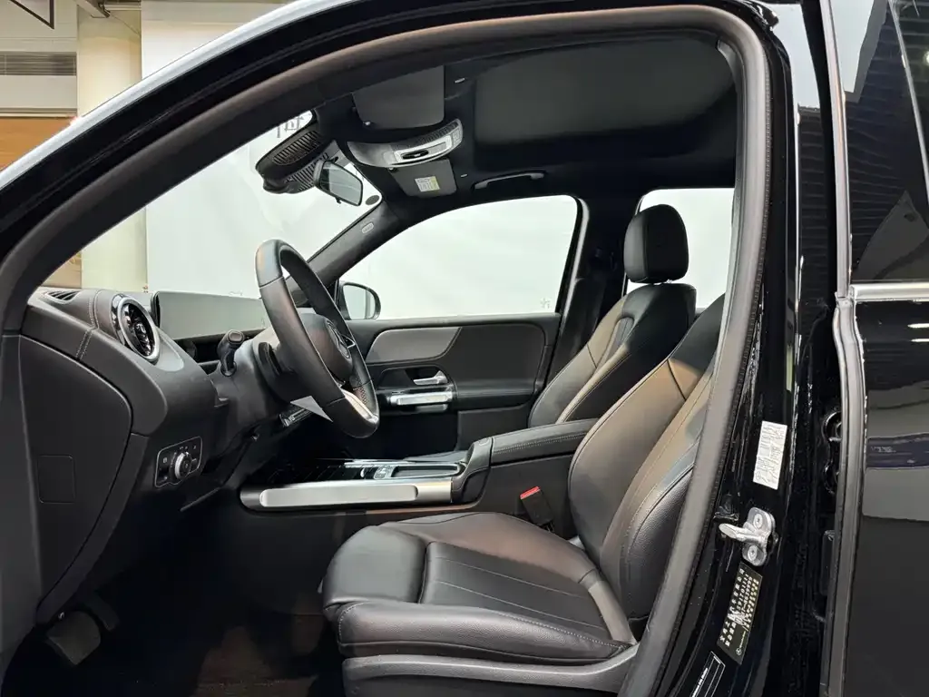 Mercedes-Benz GLB 2023 из CN, фото 7