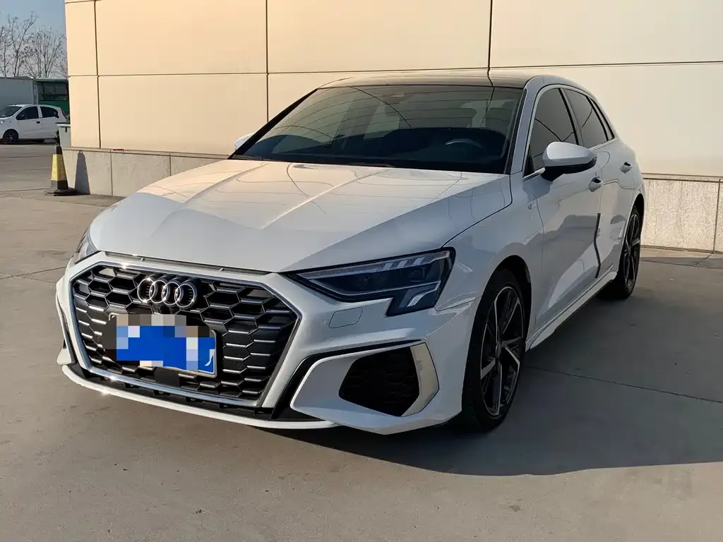 Audi A3 2022 из CN, фото 1