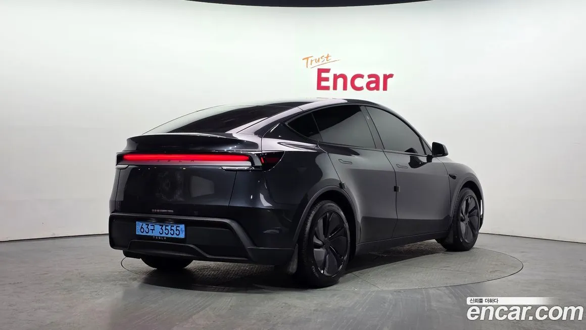 Tesla Model Y 2025 из KR, фото 3