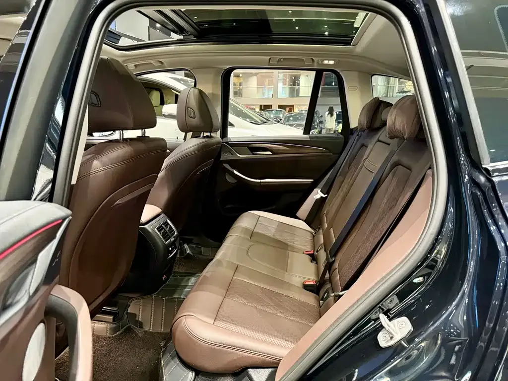 BMW X3 2024 из CN, фото 3