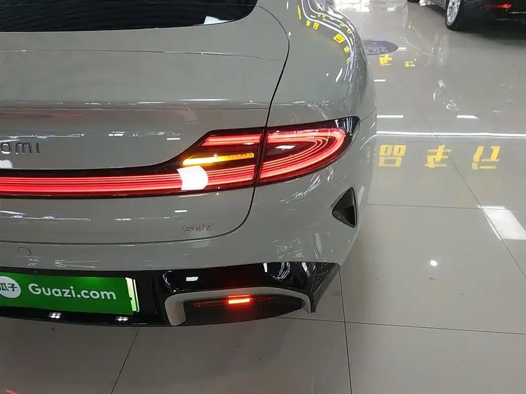 Xiaomi SU7 2025 из CN, фото 3