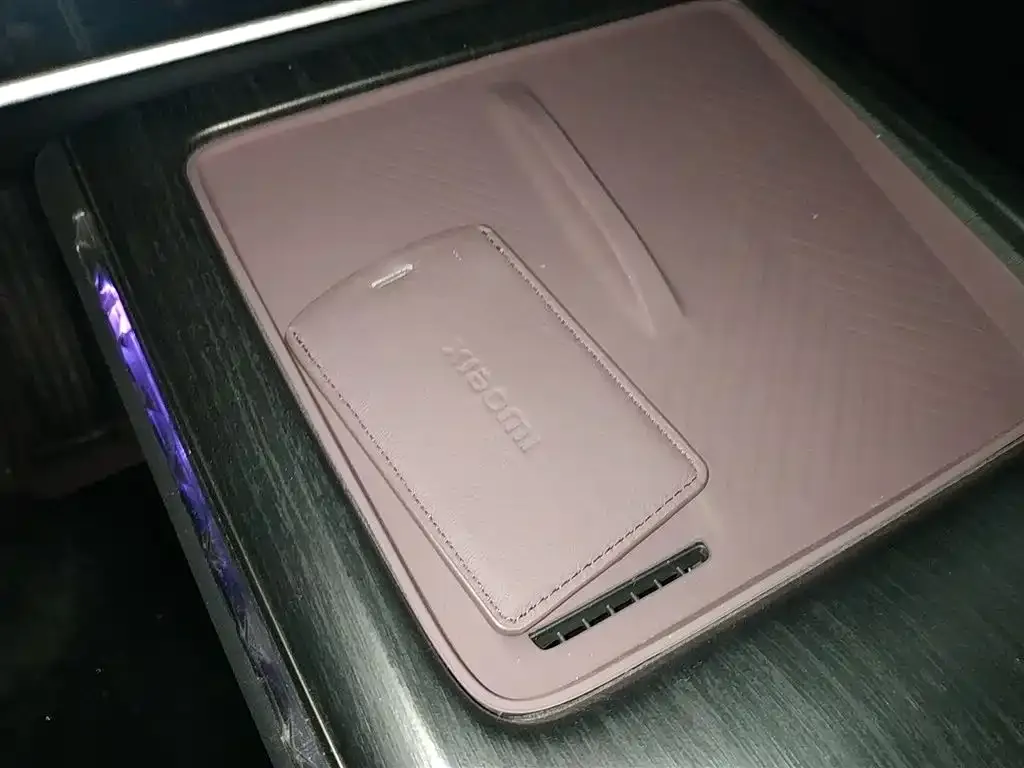 Xiaomi SU7 2025 из CN, фото 5