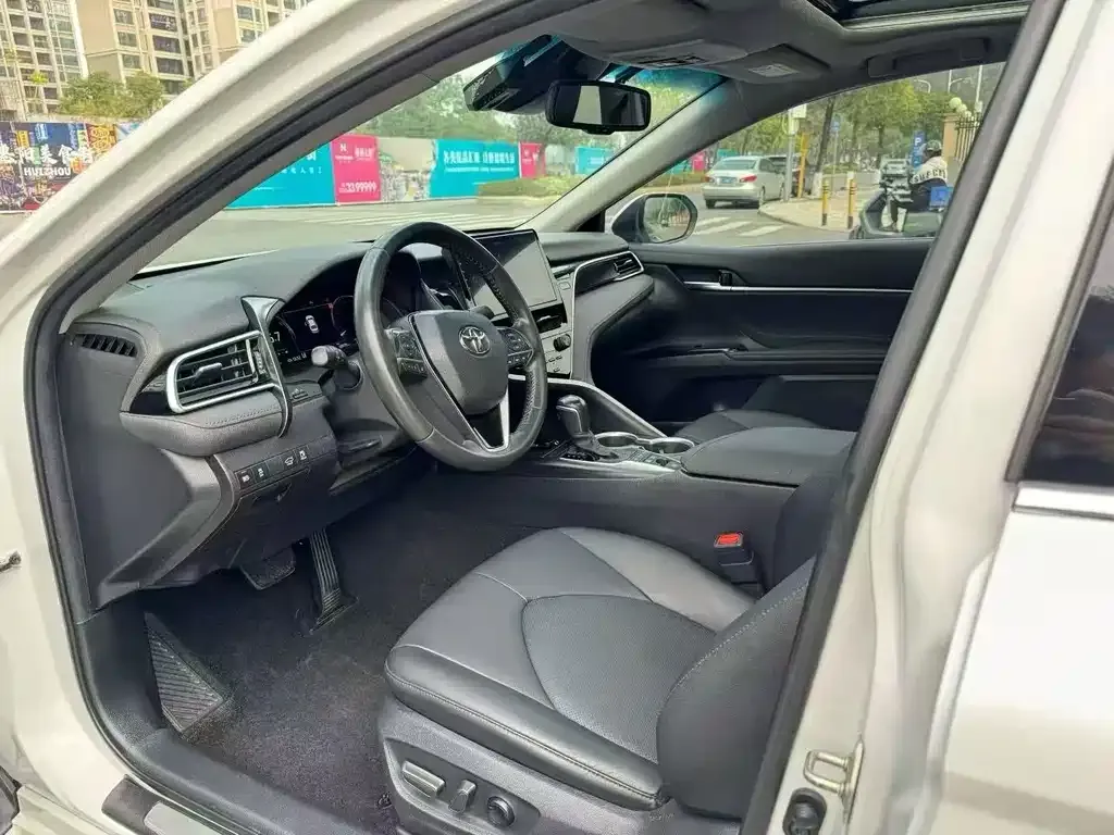 Toyota Camry 2022 из CN, фото 7